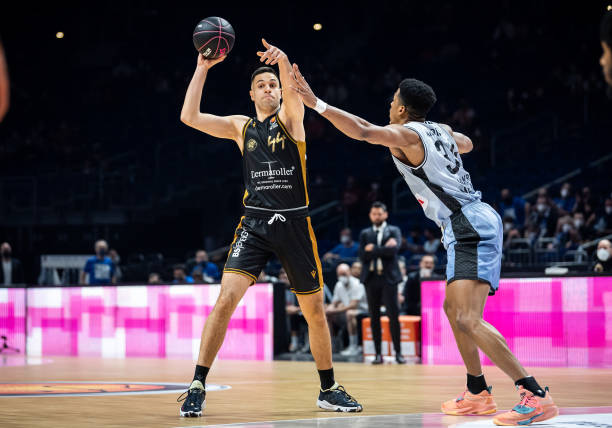 还会加入一 还会加入一