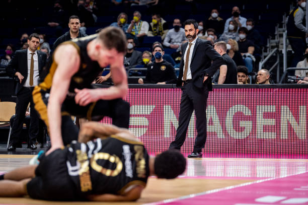 存在明显短 存在明显短