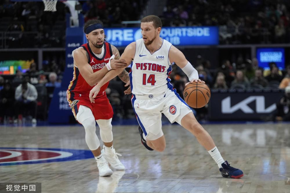 起着决定作 起着决定作