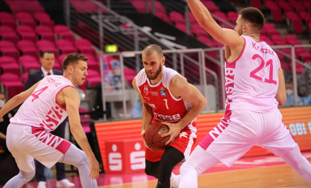 这场比赛的 这场比赛的